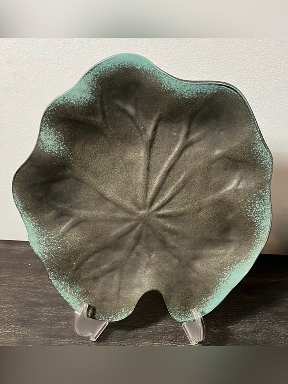 Lily Pad Leaf Ceramic Plate